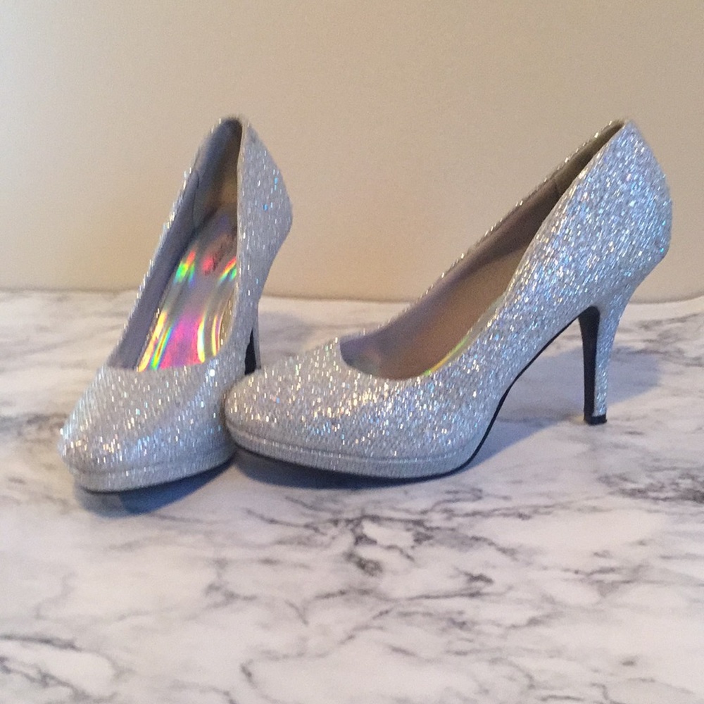 Silver Slippers Glam heels - Picture 1 of 7